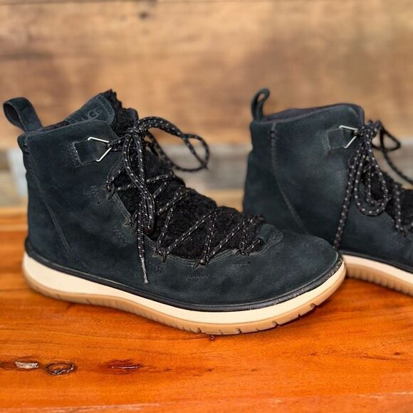 UGG Lakesider Heritage Mid Black Lace Up Boot Women’s size 10 EUC - Picture 7 of 8